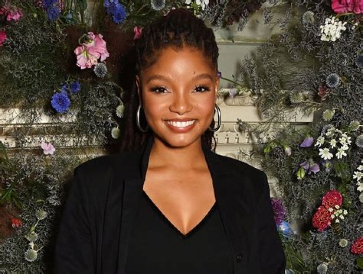 Halle Bailey Wikipedia, Age, Biography, Height, Boyfriend, Family, Instagram