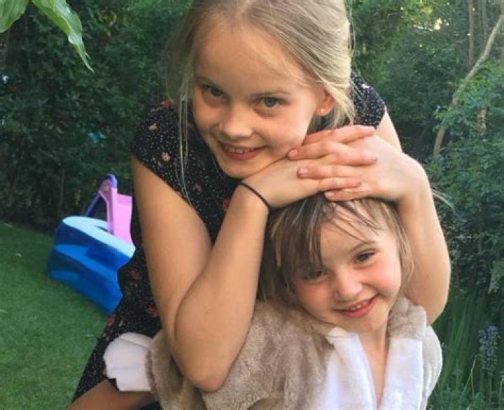 Meet Iain Glen Kids Finlay, Mary And Juliet Glen Wife And Family Detials