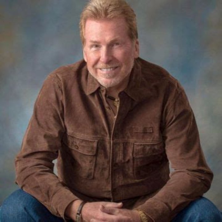 Tiff Shuttlesworth- Wiki, Age, Ethnicity, Wife, Height, Net Worth, Career