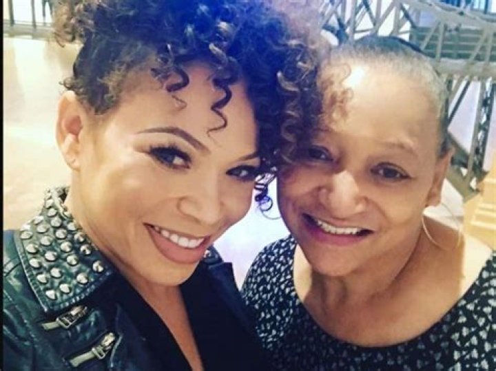 Tisha Campbell Sister Tiara Campbell: Age Gap Family And Net Worth