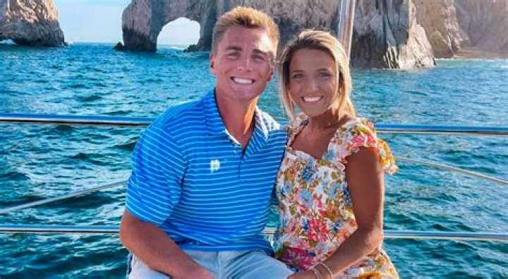 Who Is Izzy Smoke? Bo Nix Girlfriend or Wife – Meet His Child and Father